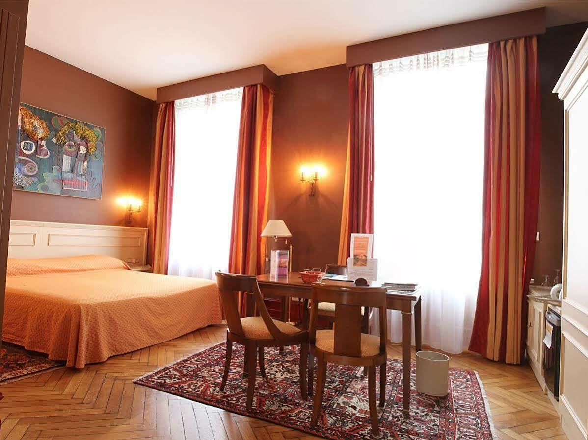 Ermitage Bouquet Hotell Rouen Exteriör bild